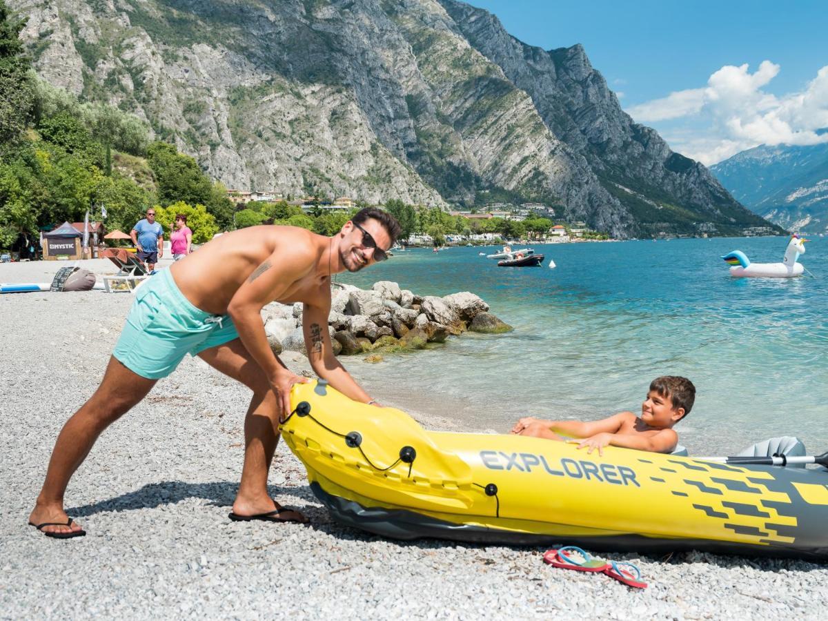 Hotel Leonardo Da Vinci Limone sul Garda Exterior foto
