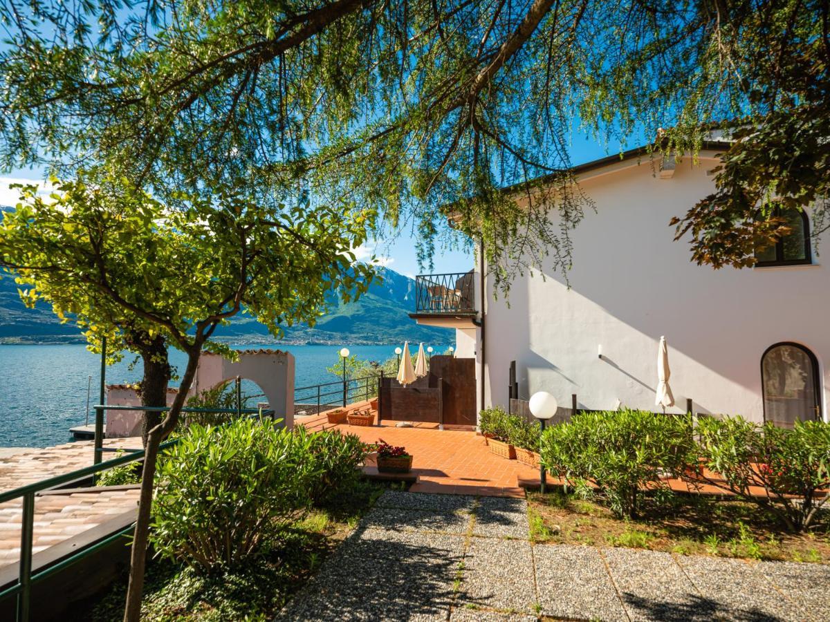 Hotel Leonardo Da Vinci Limone sul Garda Exterior foto