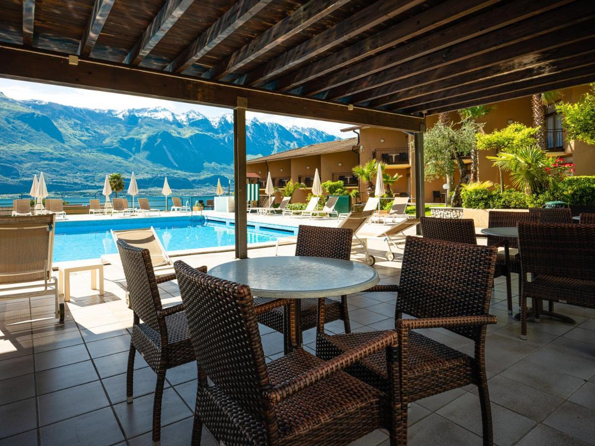Hotel Leonardo Da Vinci Limone sul Garda Exterior foto