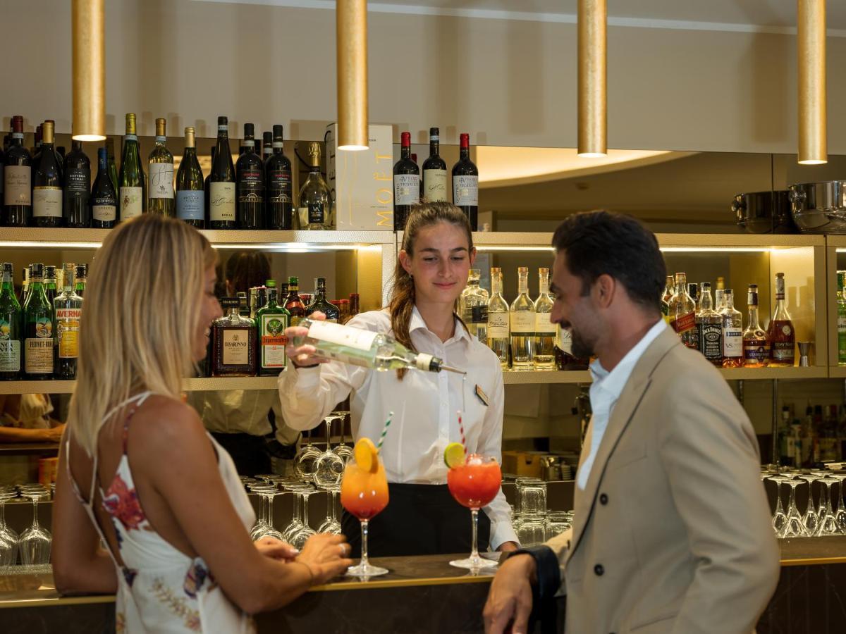 Hotel Leonardo Da Vinci Limone sul Garda Exterior foto