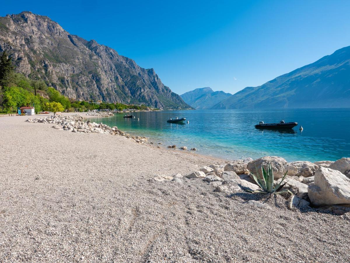 Hotel Leonardo Da Vinci Limone sul Garda Exterior foto